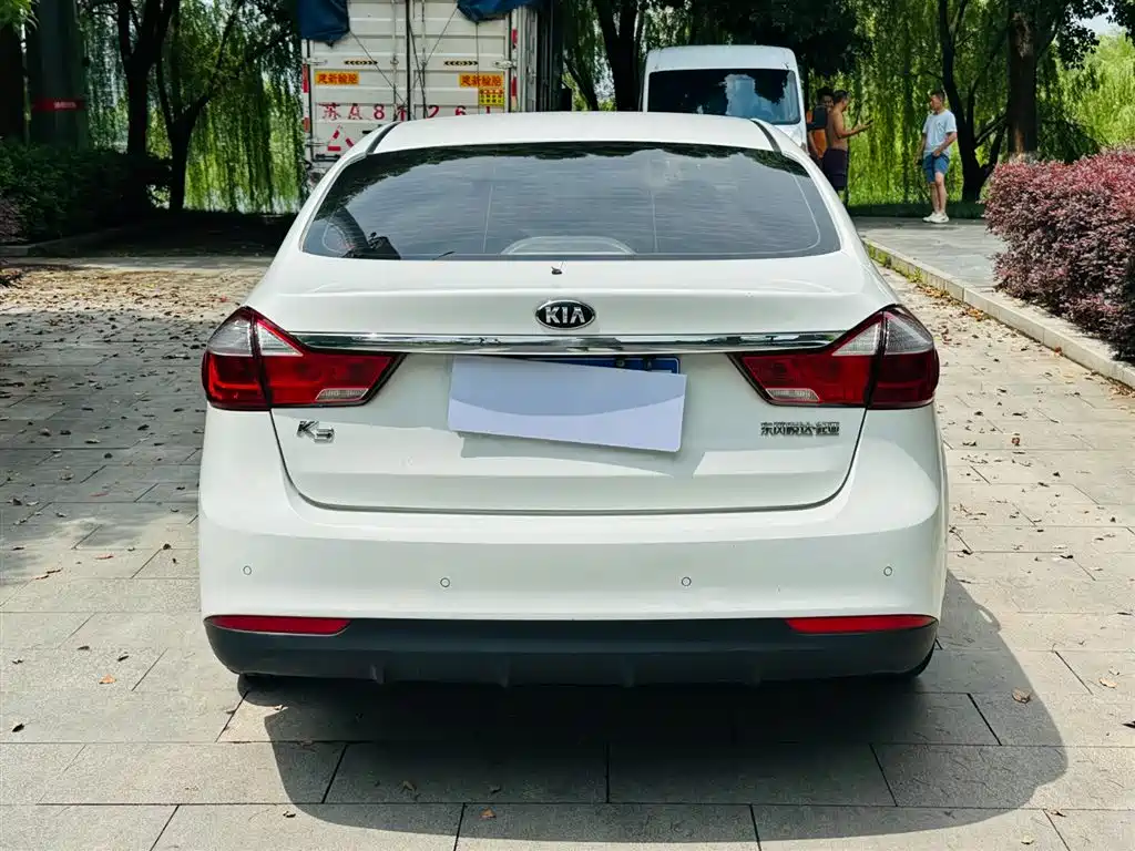 Kia K3 2017 1.6L Automatic 15th Anniversary Special GLS фото 16