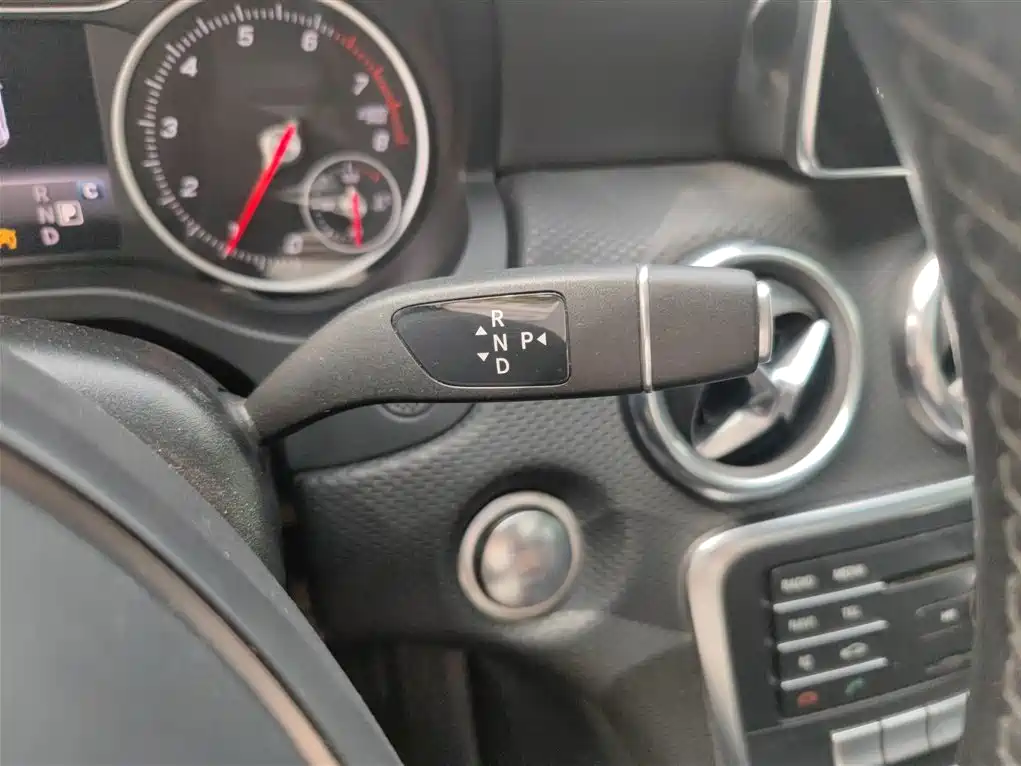 Mercedes-Benz A-Class (Import) 2017 Facelift A 200 Dynamic фото 7