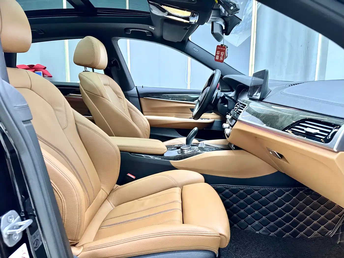 BMW 6 Series GT 2022 Model 630i M Sport Package фото 11