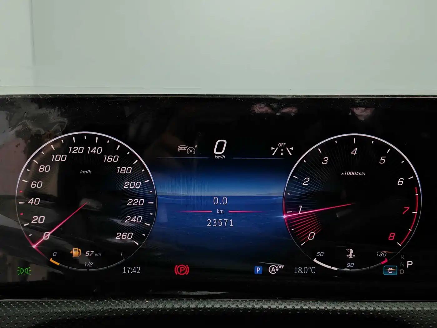 Mercedes-Benz A-Class 2023 A 200 L Fashion фото 8