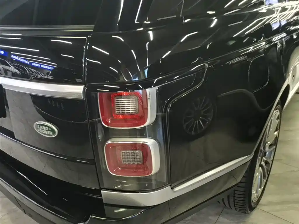 Land Rover Range Rover 2019 3.0 SC V6 Heritage Extended Edition фото 8