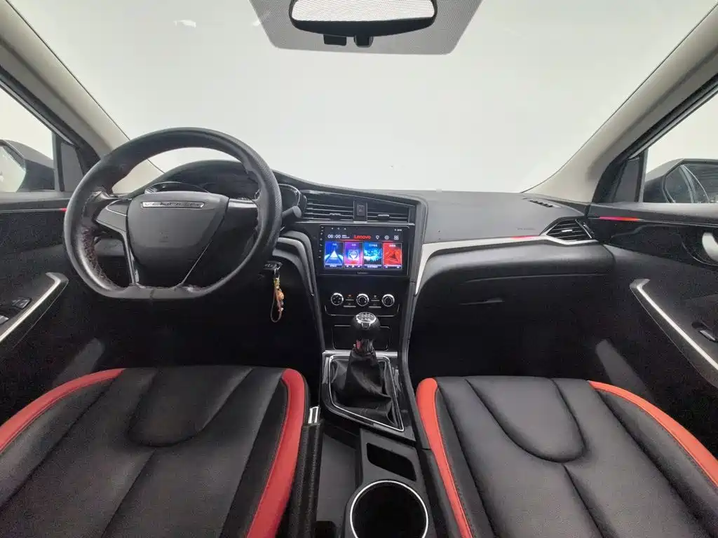 Venucia D60 2022 2021 1.6L Entry Manual Comfort Edition