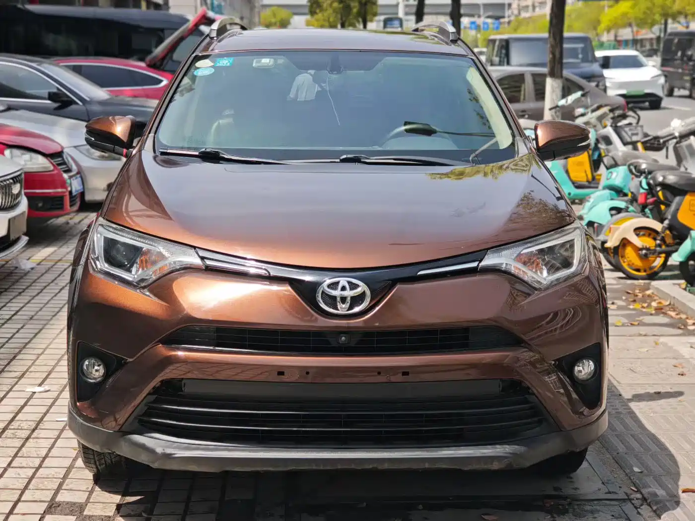 Toyota RAV4 Rongfang 2016 2.0L CVT 2WD Trend (China V)