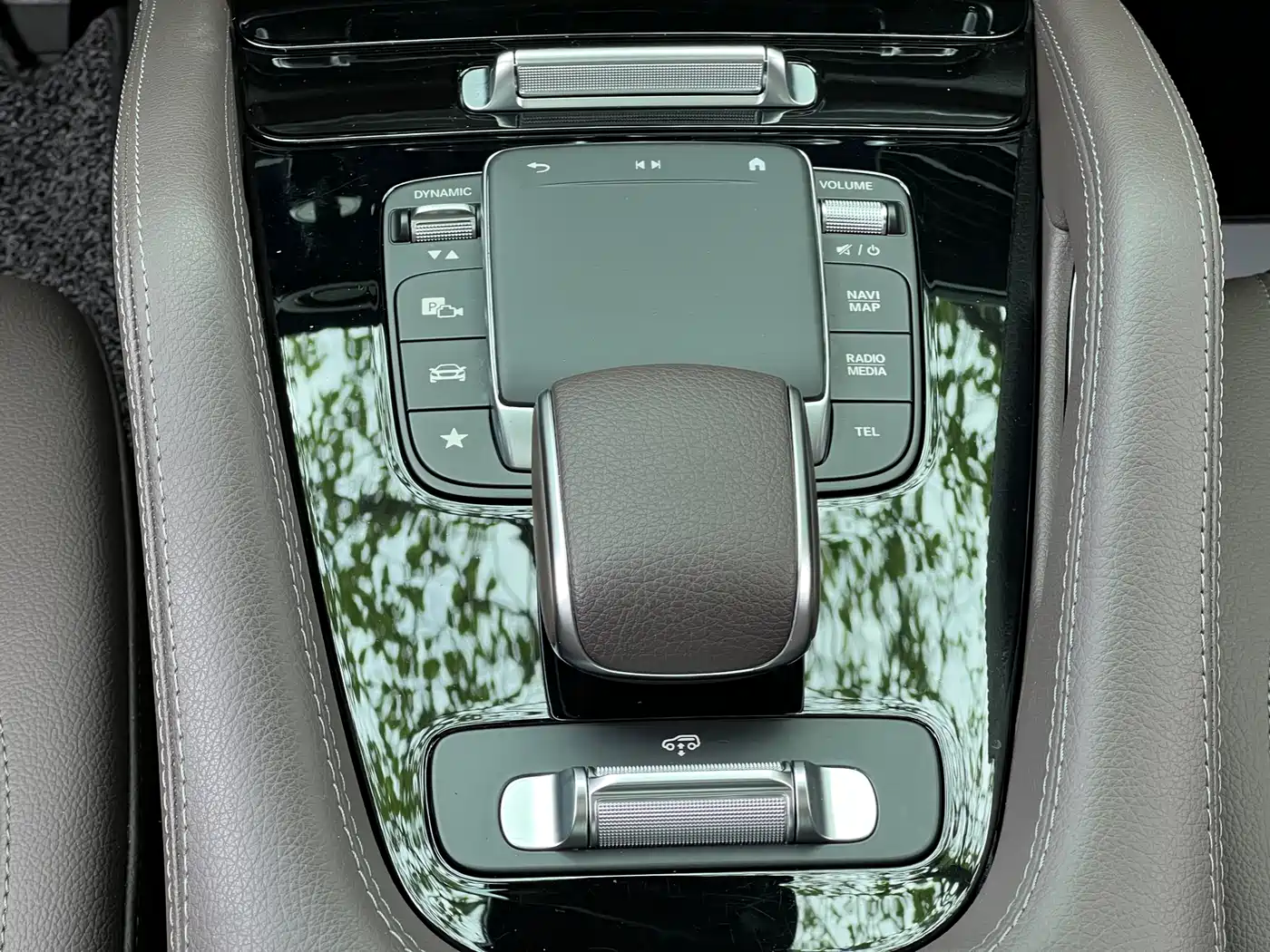 Mercedes-Benz GLE 2022 GLE 450 4MATIC Fashion фото 19
