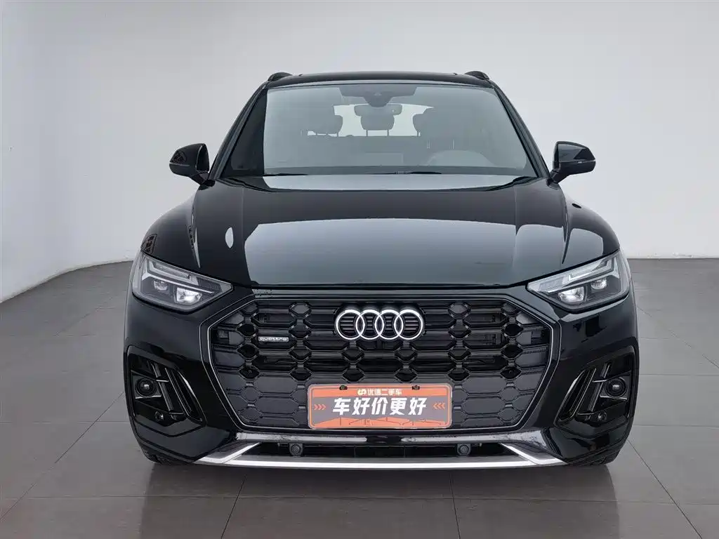 Audi Q5L 2023 40T Luxury Dynamic фото 3