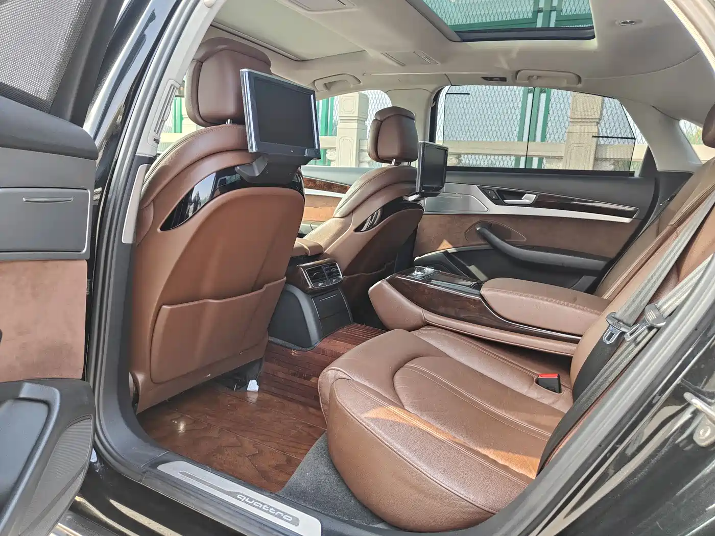 Audi A8 2016 A8L 45 TFSI quattro Comfort фото 9