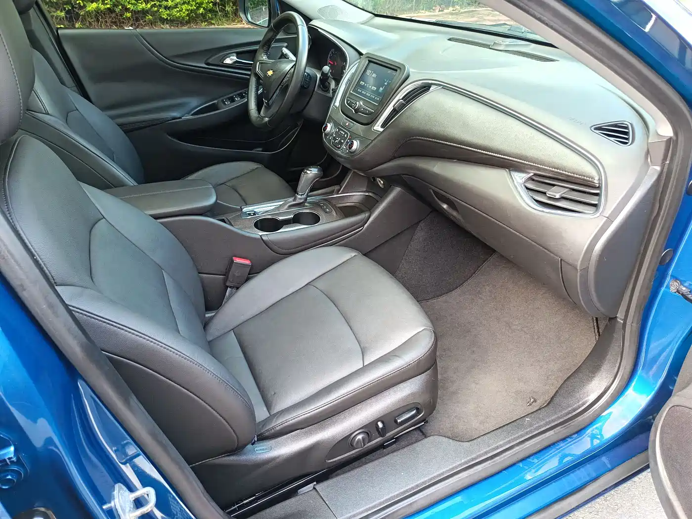 Chevrolet Malibu XL 2017 1.5T Auto Sport Edition фото 13