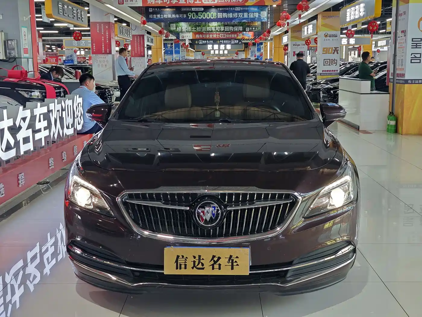 Buick LaCrosse 2016 20T Luxury фото 2