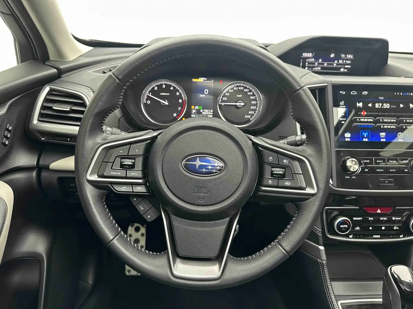 Subaru Forester 2022 2.0i AWD Flagship Edition with EyeSight фото 17