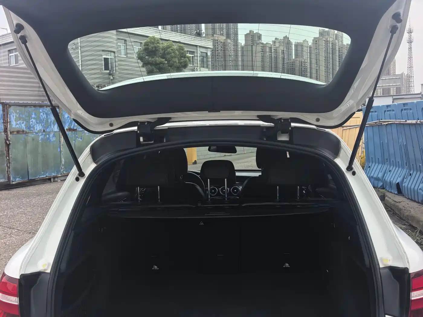 Mercedes-Benz GLC 2017 GLC 260 4MATIC Luxury фото 11