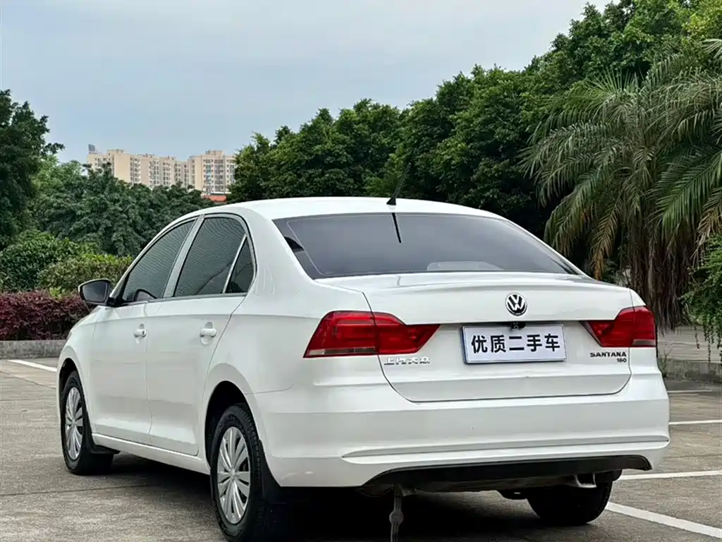 Volkswagen Santana 2016 1.6L Automatic Trend Edition фото 5