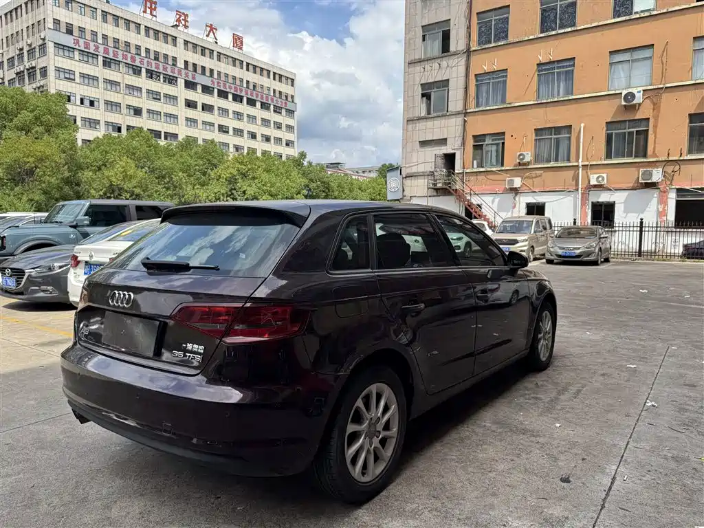 Audi A3 2014 Sportback 35 TFSI Automatic Fashion фото 14