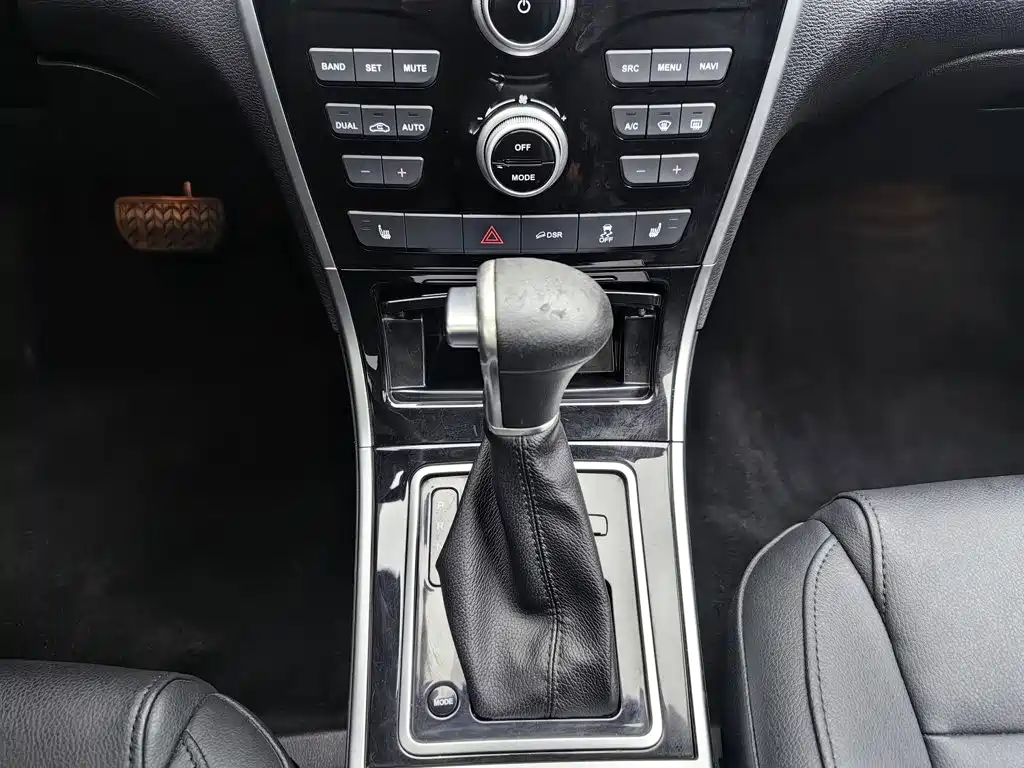 Фото 13 - Haval H2
