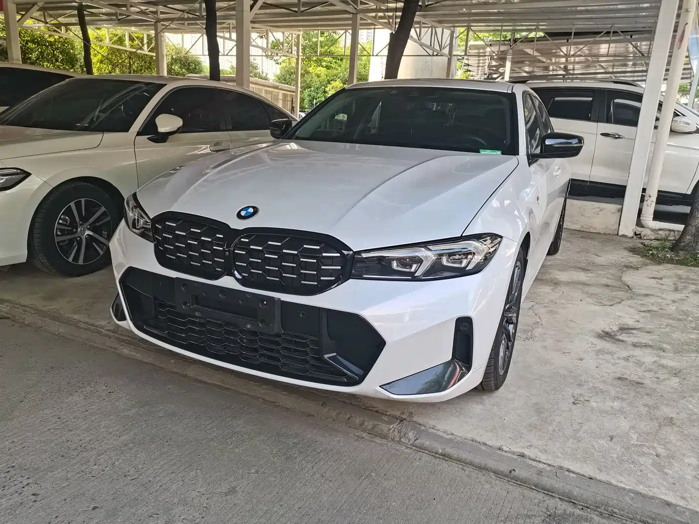 BMW 3 Series 2023 325Li M Sport Black Night Package
