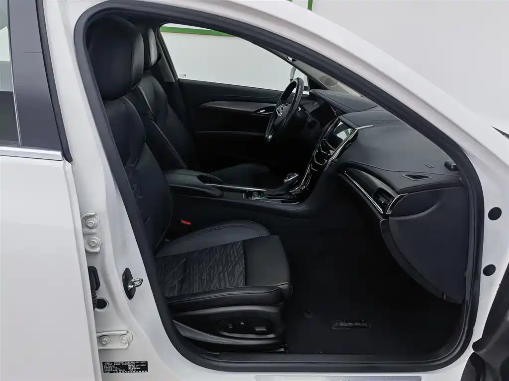 Cadillac ATS-L 2017 28T Technology фото 23