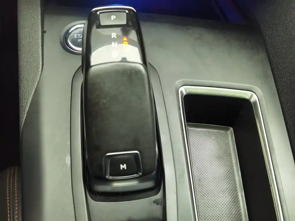 Peugeot 5008 2017 380THP 7-seat Elite Edition фото 13