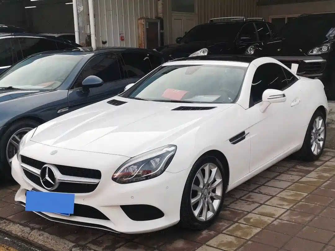 MERCEDES-BENZ SLC
