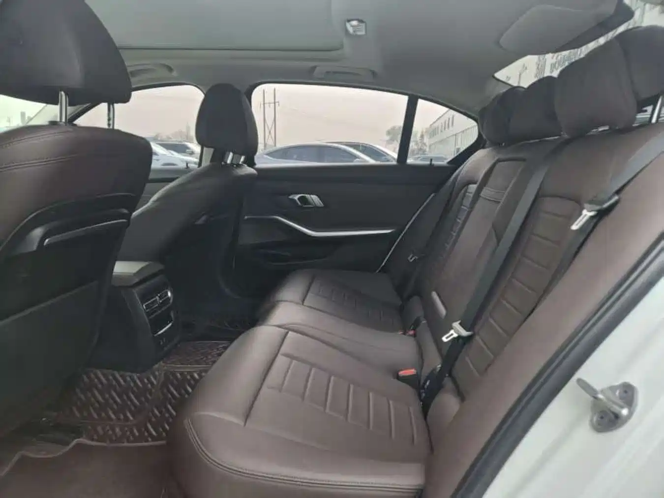 BMW 3 Series 2021 320Li M Sport Package фото 6
