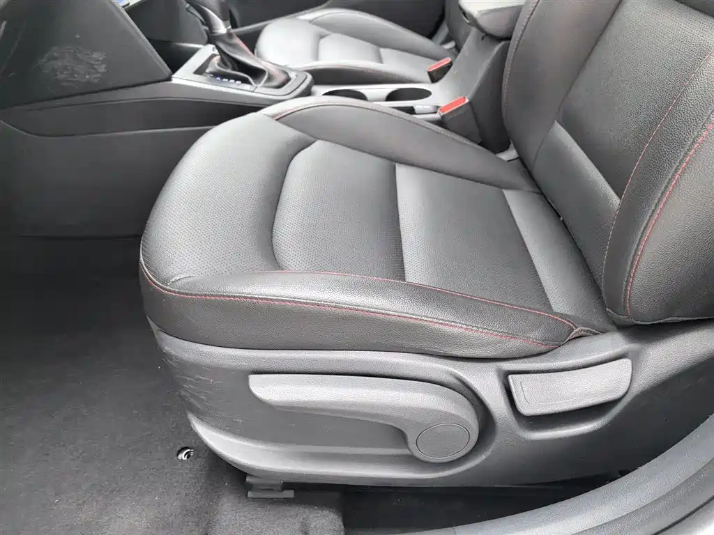 Hyundai Elantra 2019 1.4T Dual-clutch XuanDong·Vitality Type фото 20