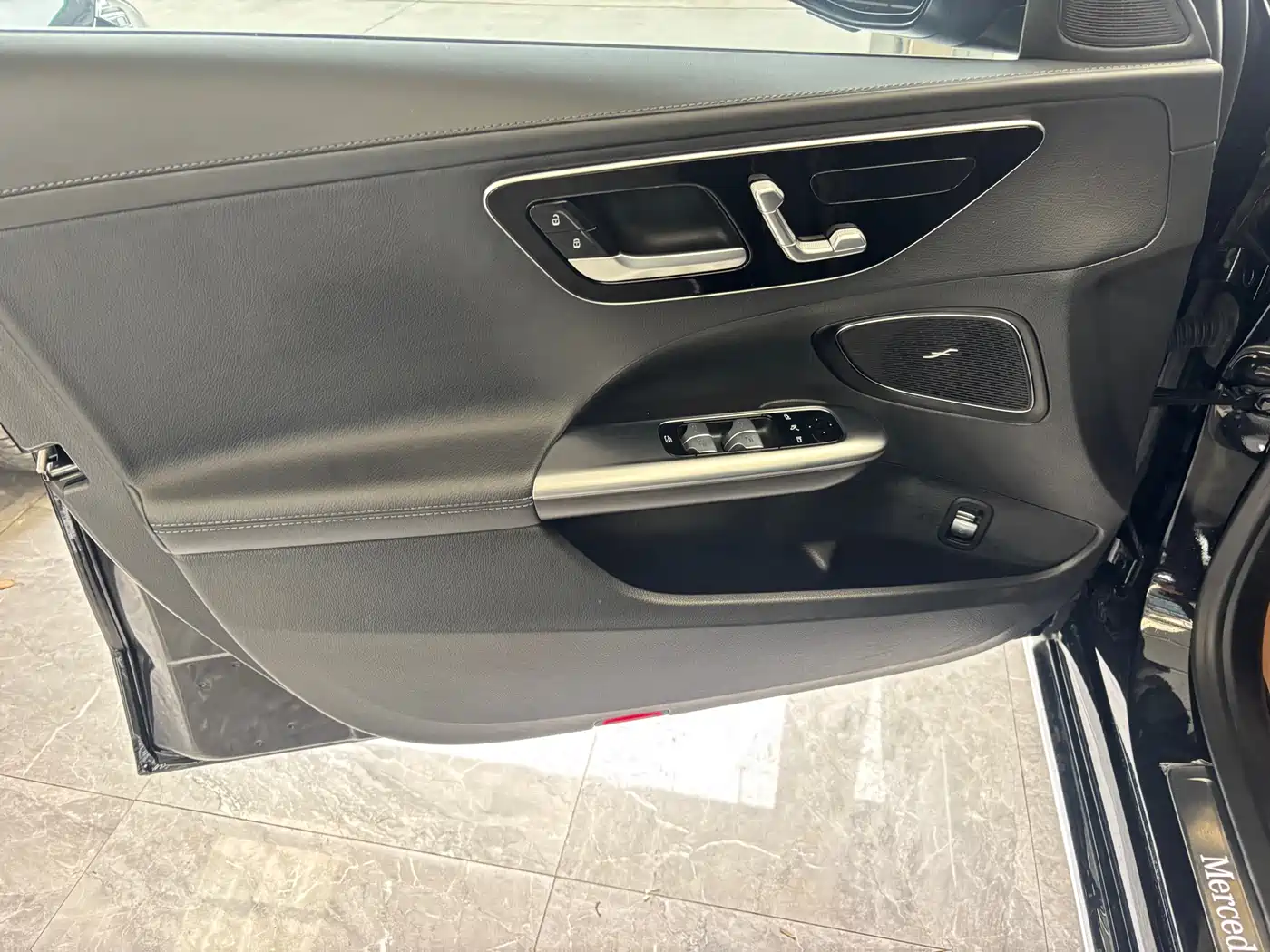 Mercedes-Benz C-Class 2023 C 260 L Sport фото 5