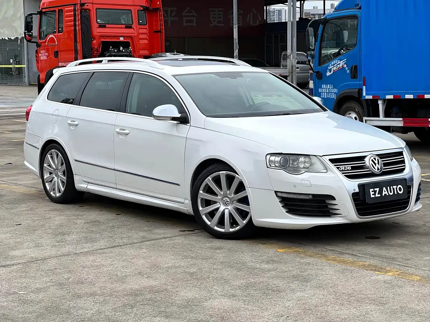 Volkswagen Passat 2011 2008 Volkswagen R36 Wagon