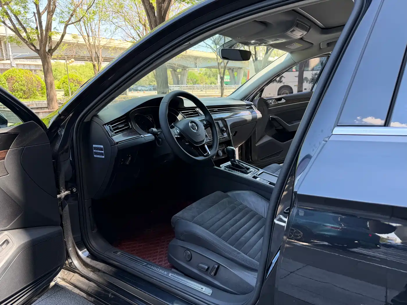 Volkswagen Magotan 2017 330TSI DSG Luxury фото 11