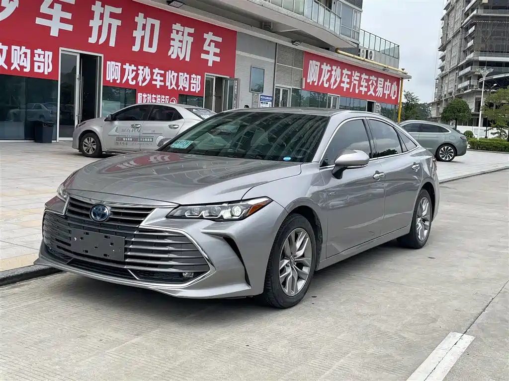 Toyota Avalon 2019 2019 Hybrid 2.5L Luxury Edition China V