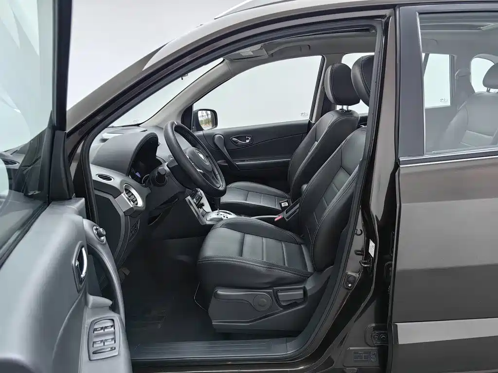 Renault Koleos (Import) 2014 2014 Facelift 2.0L 2WD Fashion Edition