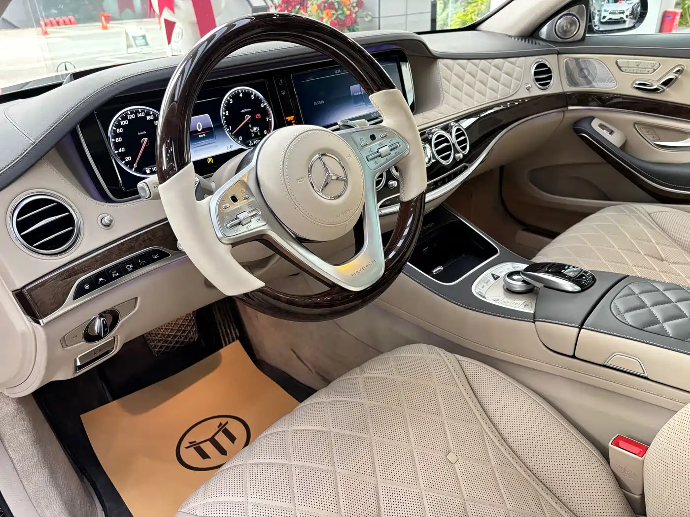 Mercedes-Benz Maybach S-Class 2015 S 600 фото 6
