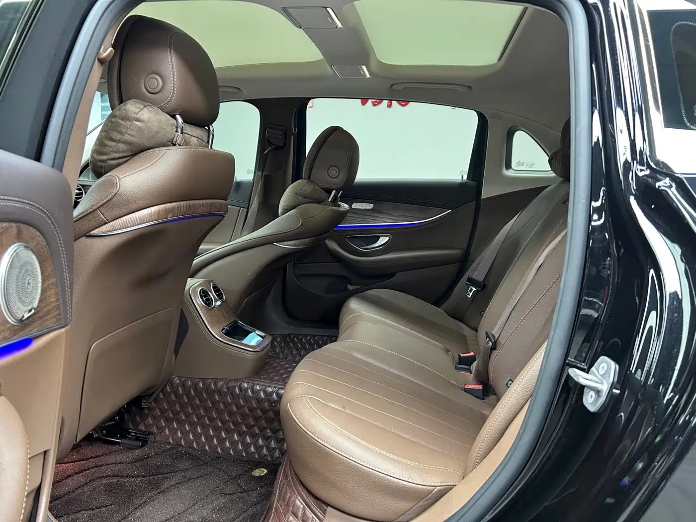 Mercedes-Benz E-Class 2023 Facelift E 300 L Fashion фото 5
