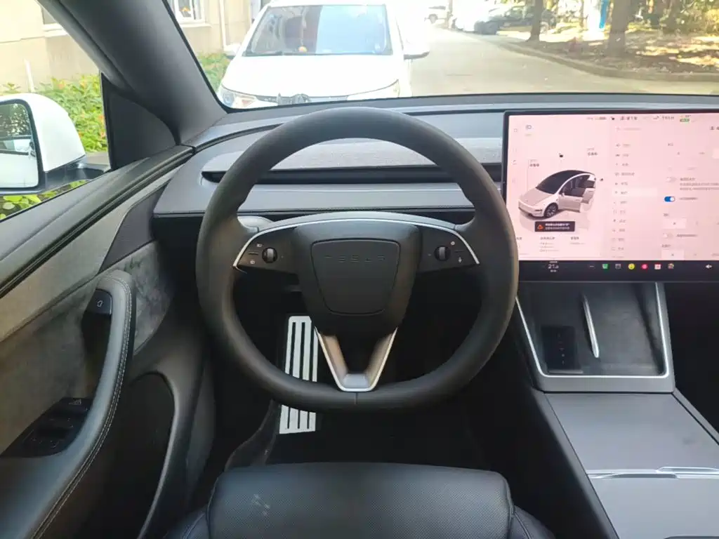 Tesla Model Y L 2025 2025 Facelift Long Range AWD