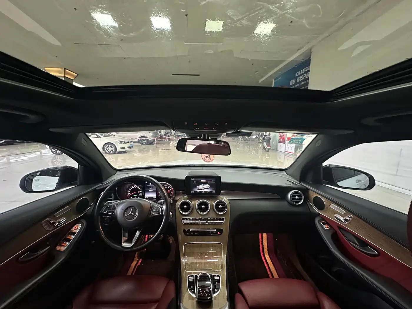 Mercedes-Benz GLC Coupe 2019 GLC 260 4MATIC Coupe SUV фото 15