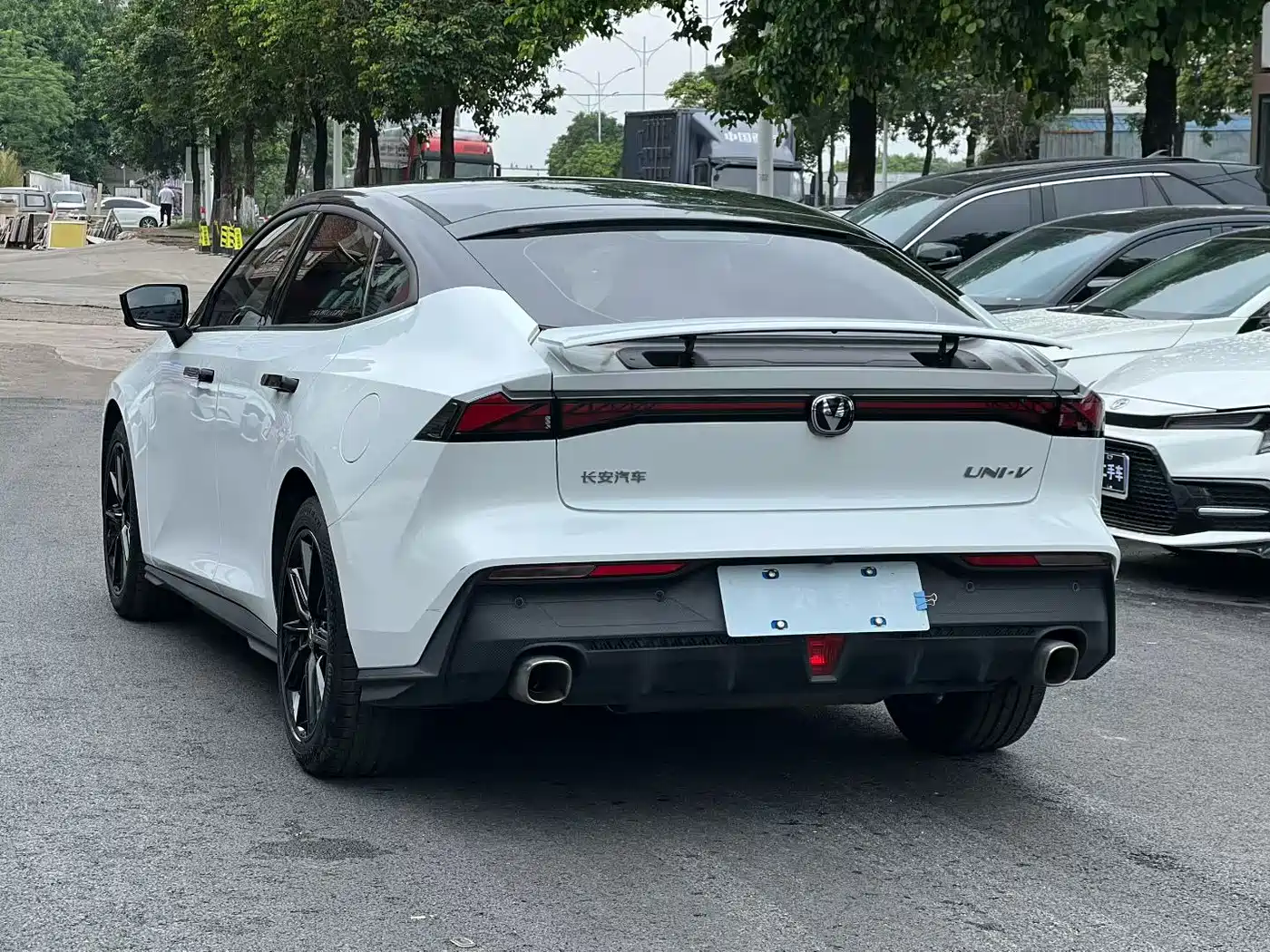 CHANGAN UNI-V