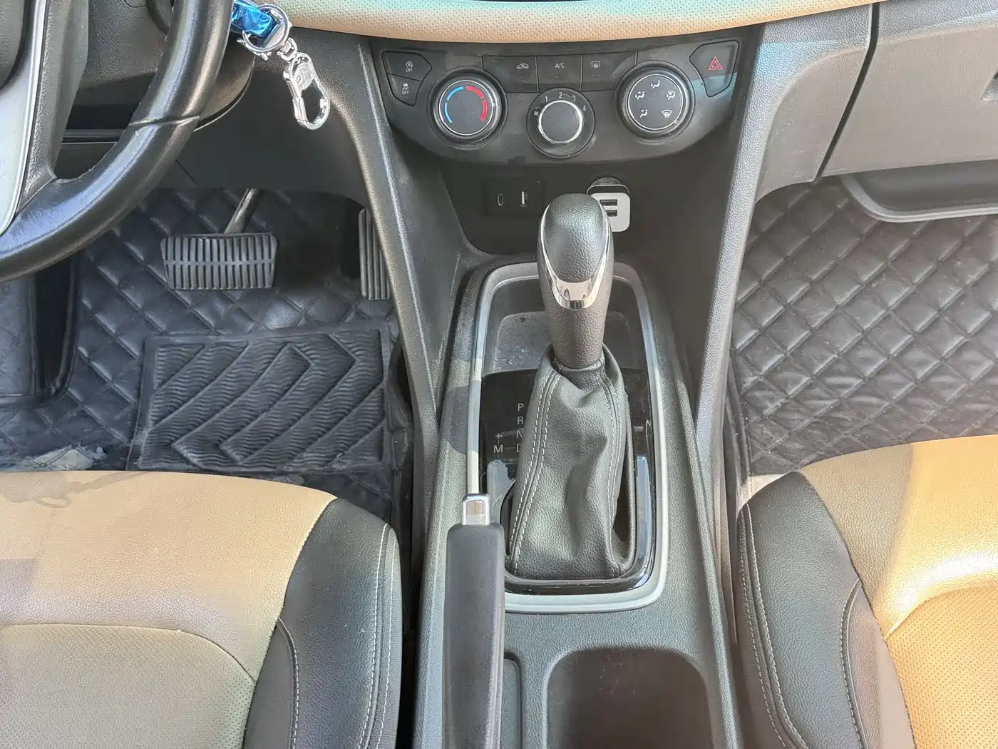 Chevrolet Monza 2020 320 Auto Comfort Edition фото 14