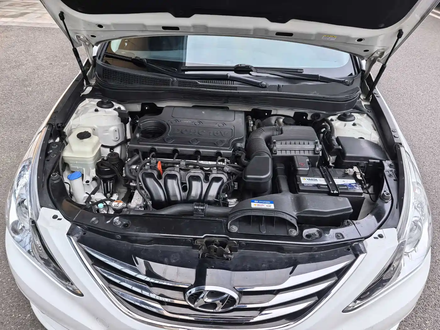 Hyundai Sonata 2014 2.4L Automatic Leading Edition China IV фото 8