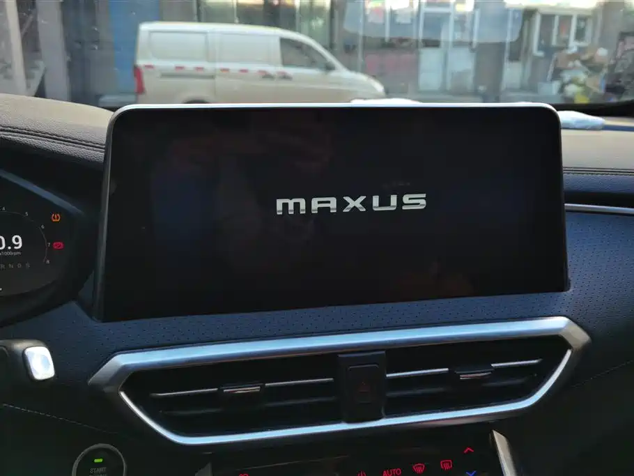 SAIC Maxus Maxus G50 2021 PLUS 1.5T Automatic Escort Edition фото 13