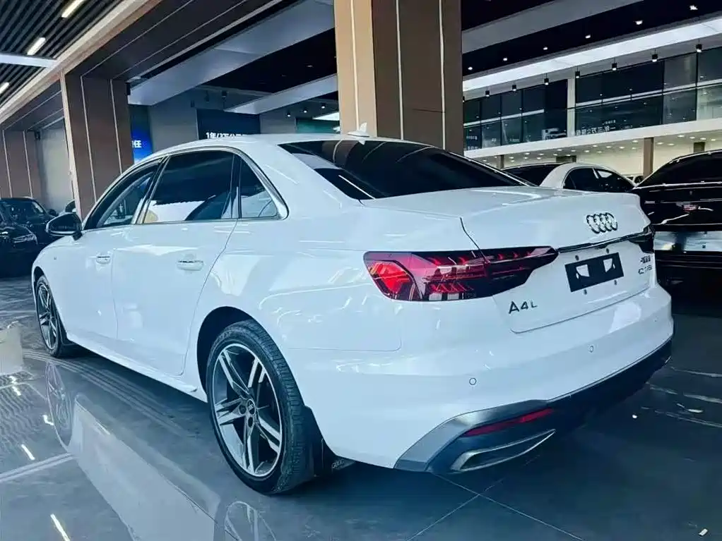 Audi A4L 2020 40 TFSI Fashion Dynamic Edition фото 7