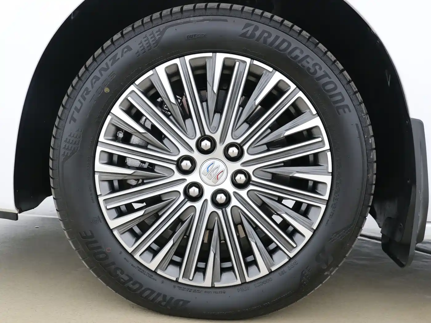 Buick GL8 New Energy 2024 Landglory Smart Enjoy Edition 7-Seater фото 16
