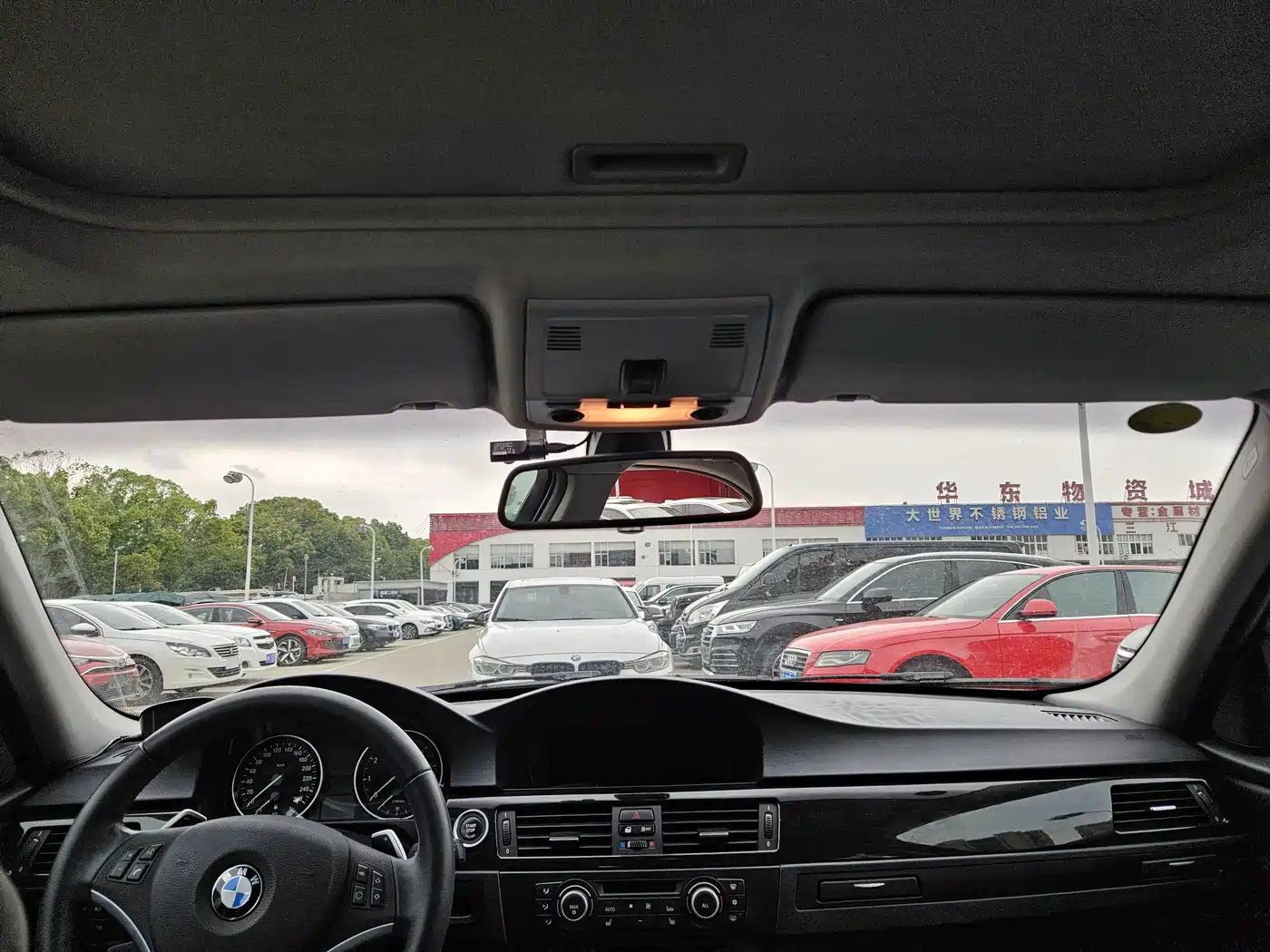 BMW 3 Series 2011 325i Luxury фото 7