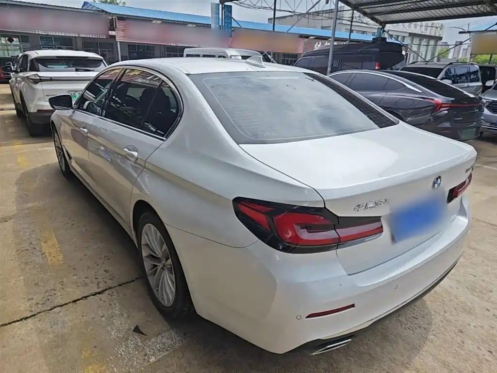 BMW 5 Series 2022 525Li Luxury Package фото 5