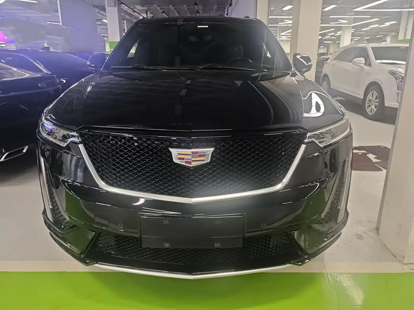 Cadillac XT6 2021 2.0T 6-seater 4WD Premium фото 2