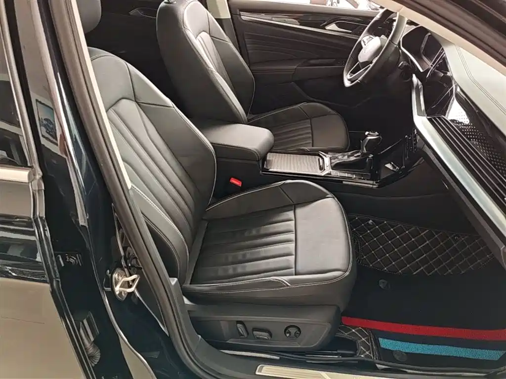 Volkswagen Passat New Energy 2023 430PHEV Hybrid Elite фото 25