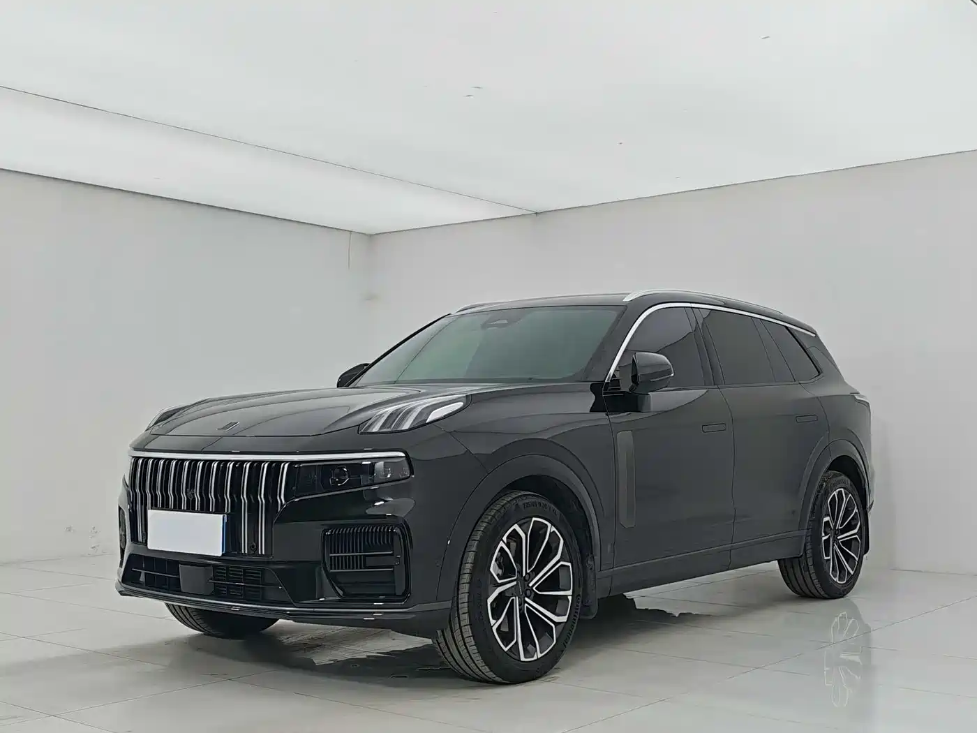 Lynk & Co 09 2021 2.0T Halo 6-Seater