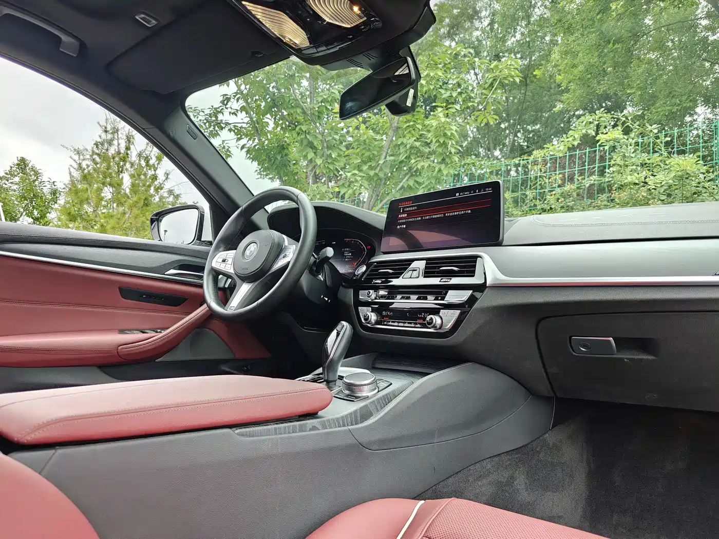 BMW 5 Series 2023 530Li Leading M Sport Package фото 20