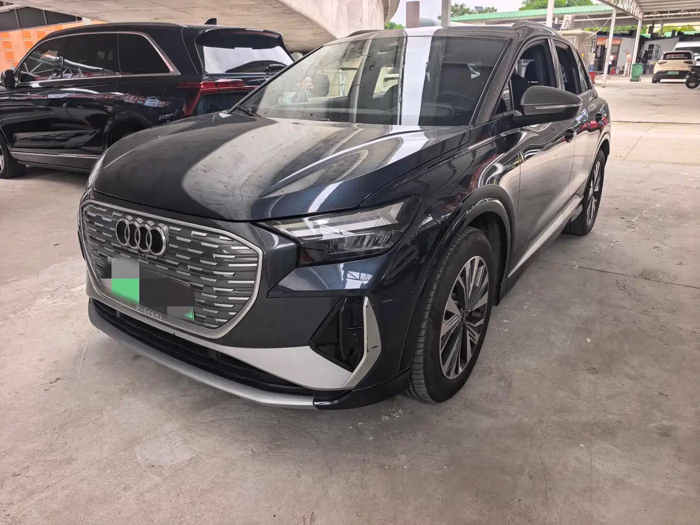 Audi Q4 e-tron 2024 40 e-tron Pioneer Edition