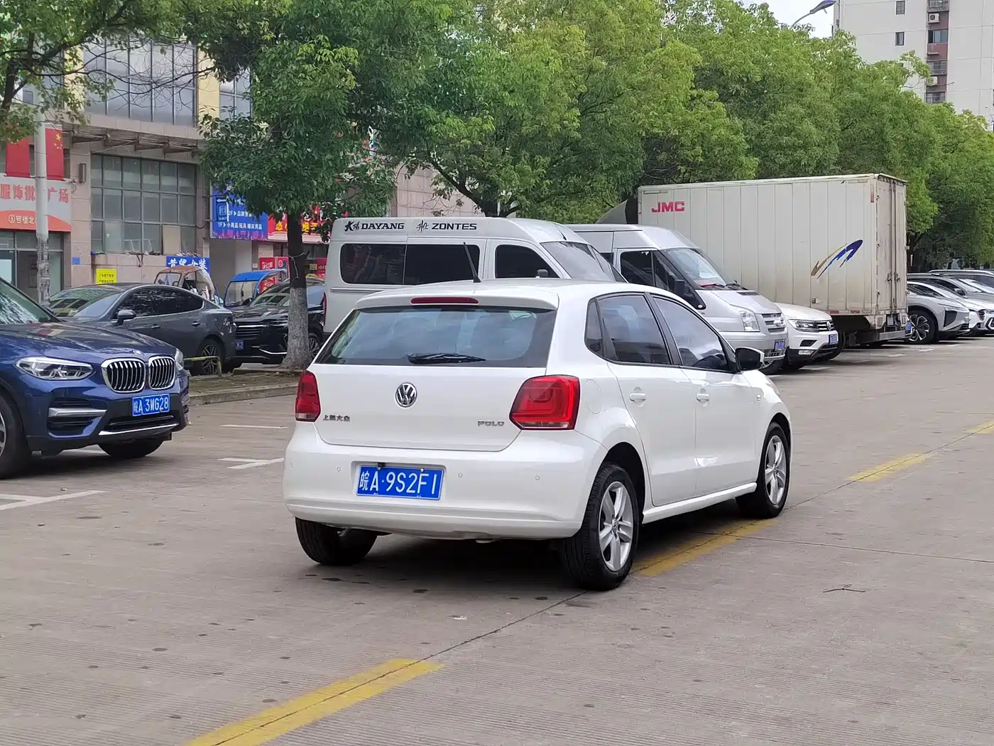 Volkswagen Polo 2013 1.4L Automatic Comfort Edition фото 8