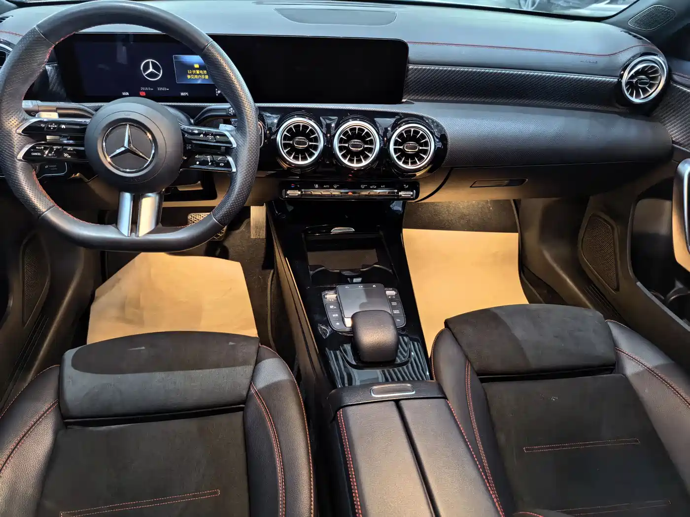 Mercedes-Benz A-Class 2024 A 200 L Fashion Edition фото 9