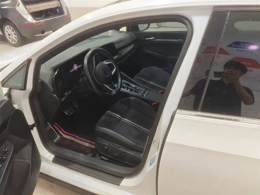Volkswagen Golf 2021 280TSI DSG R-Line фото 5