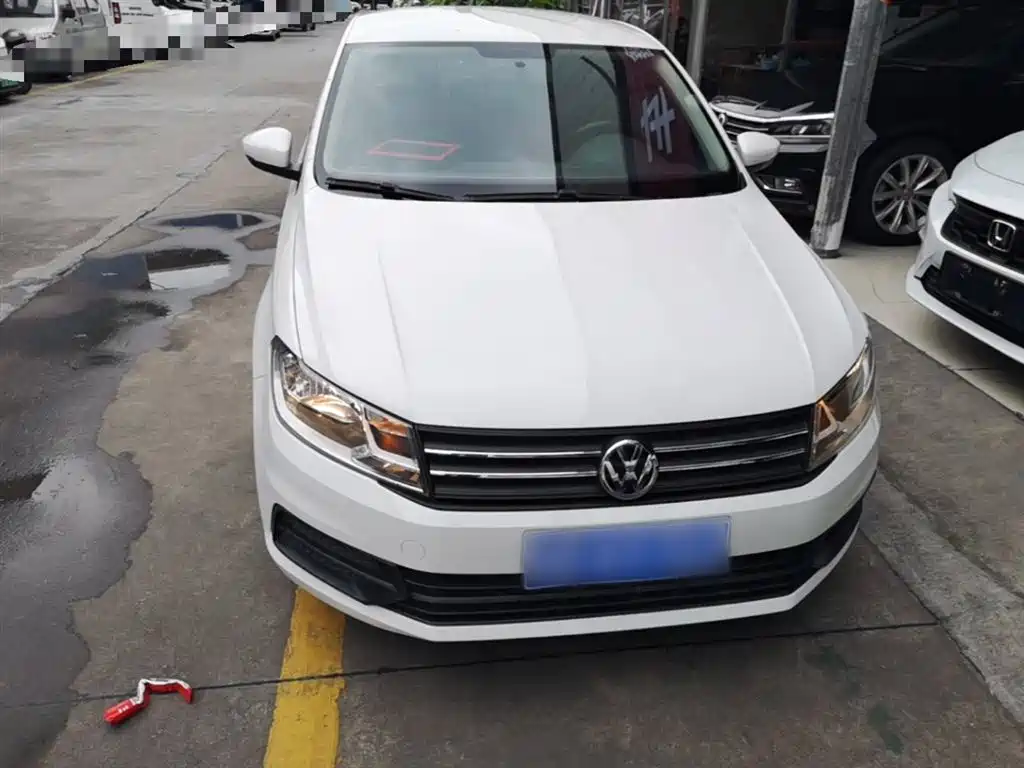 Volkswagen Santana 2017 Gran Santana 1.6L Auto Trendline фото 3
