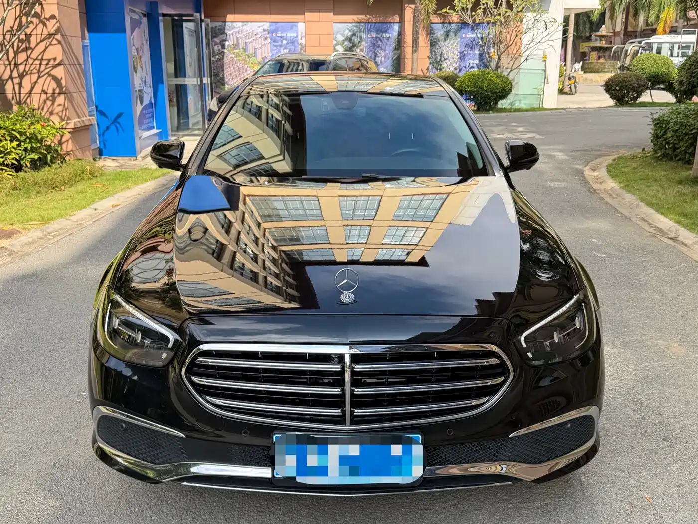 Mercedes-Benz E-Class 2023 E 300 L Fashion фото 2